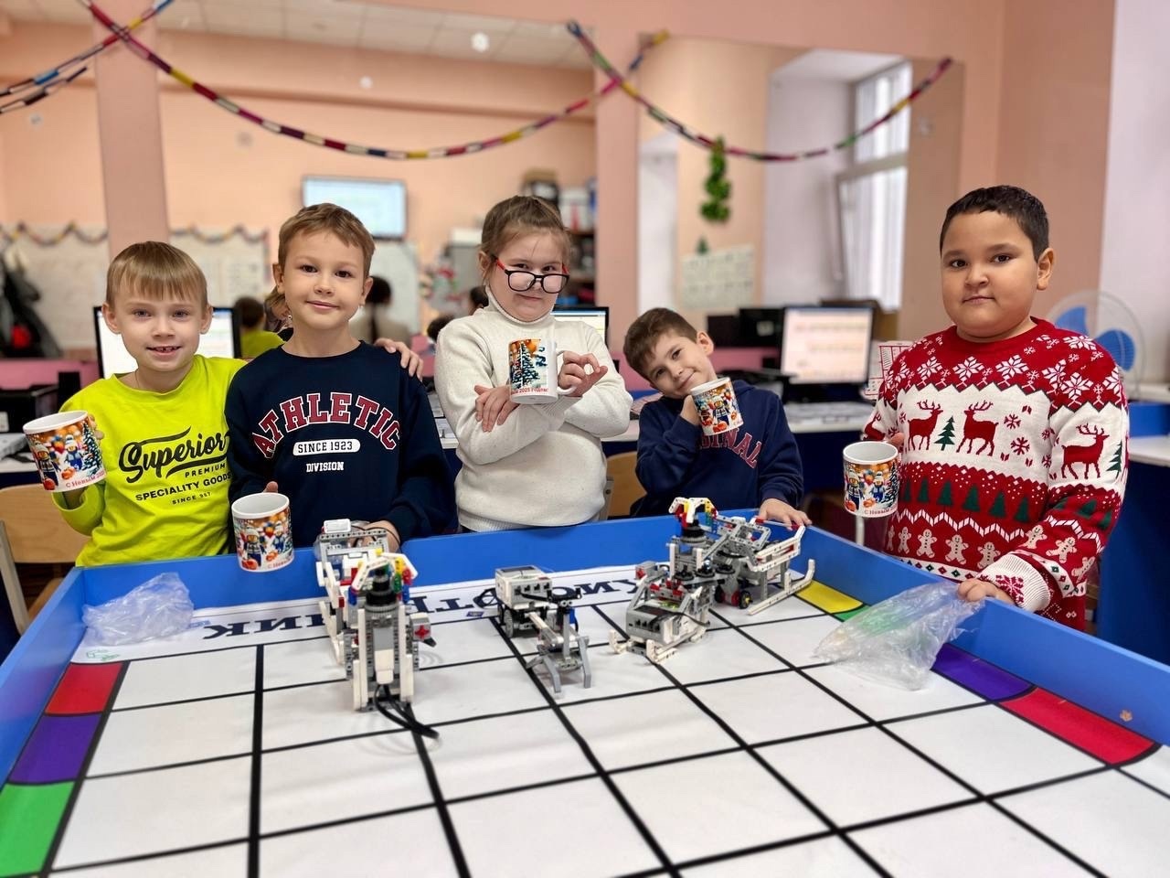 Открыта запись на смены 2025 года! Подробности: 210-30-10 Кибертроник, лагерь CyberCamp, Пермь, робототехника и программирование